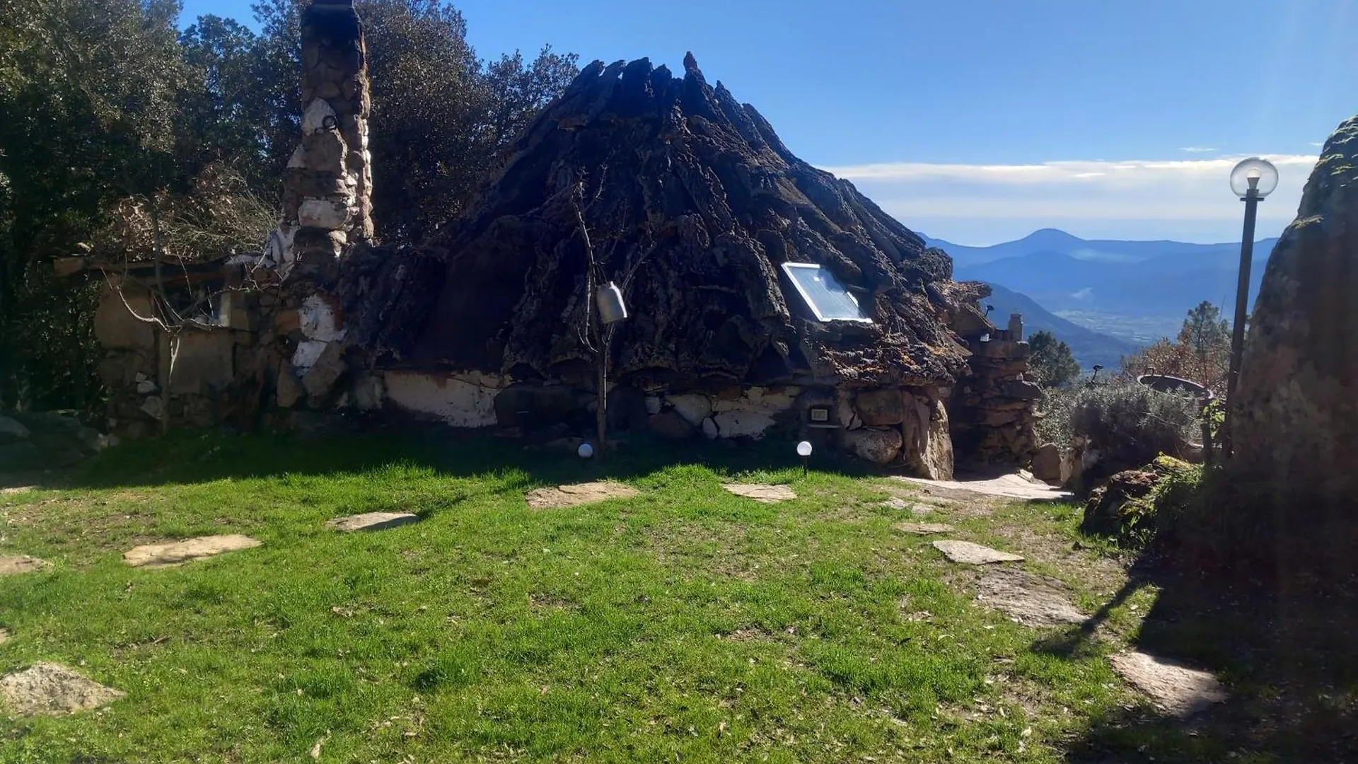Chalet Villa Rifugio Ortobene à Nuoro  Italie